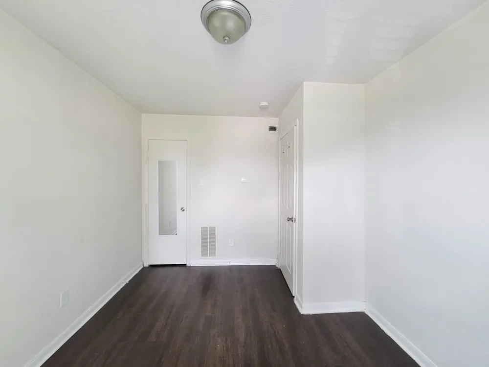 101 Brookside Lane #32 Sealy, TX 77474