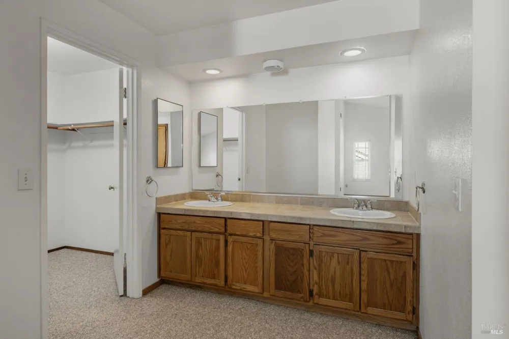 2319 Morningside Circle Santa Rosa, CA 95405