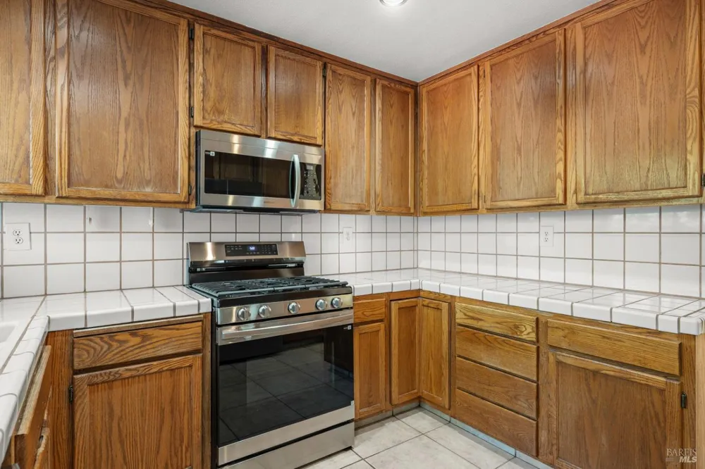 2319 Morningside Circle Santa Rosa, CA 95405