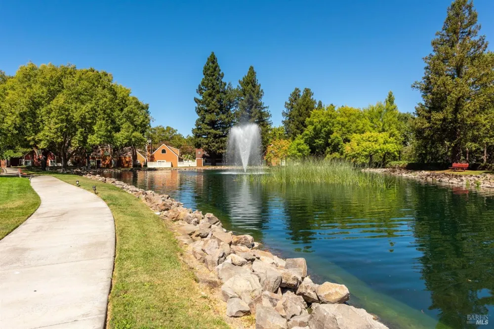 2319 Morningside Circle Santa Rosa, CA 95405