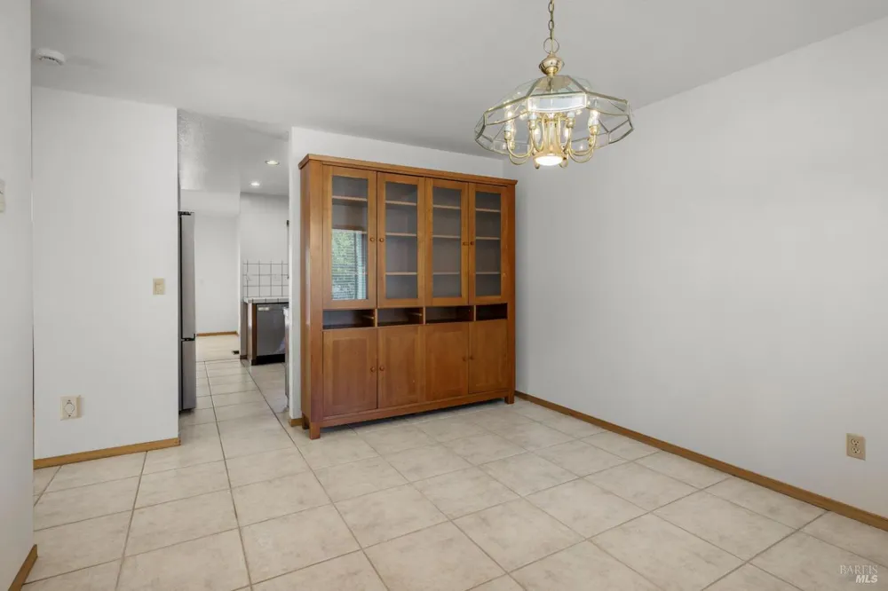 2319 Morningside Circle Santa Rosa, CA 95405