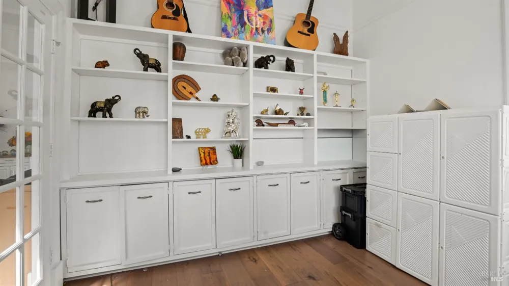 1160 Powell Street Oakland, CA 94608