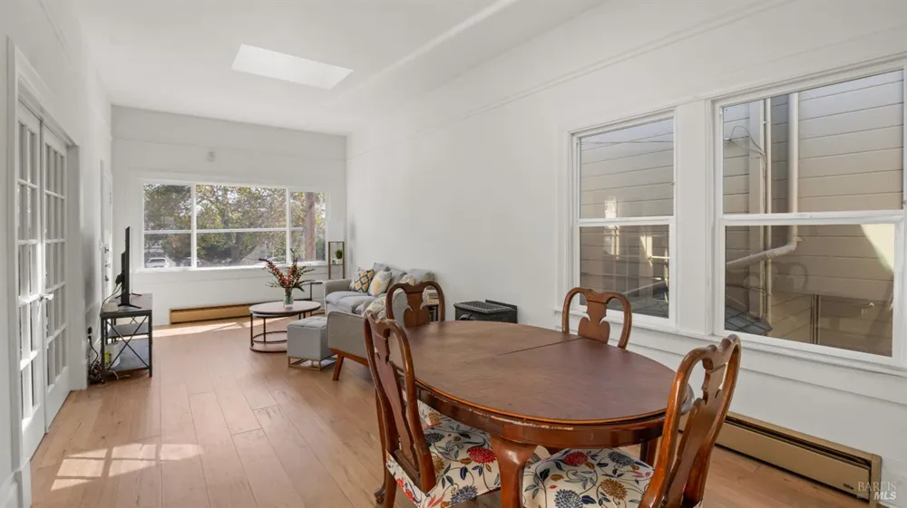 1160 Powell Street Oakland, CA 94608