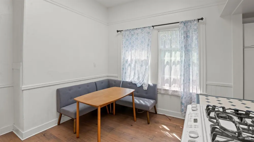 1160 Powell Street Oakland, CA 94608