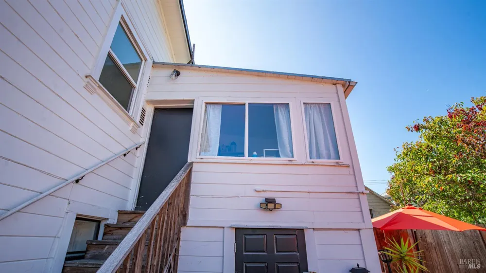1160 Powell Street Oakland, CA 94608