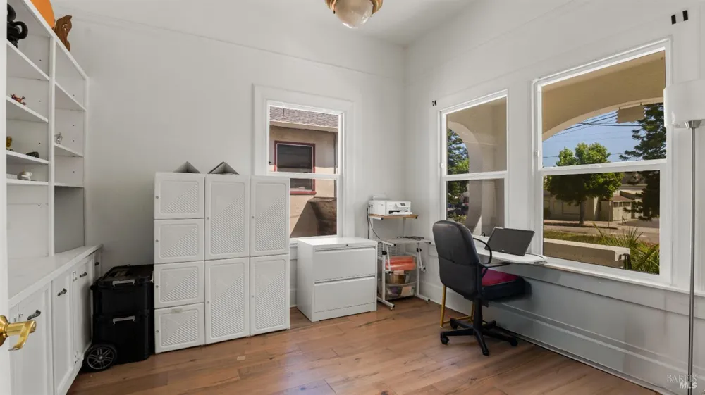 1160 Powell Street Oakland, CA 94608