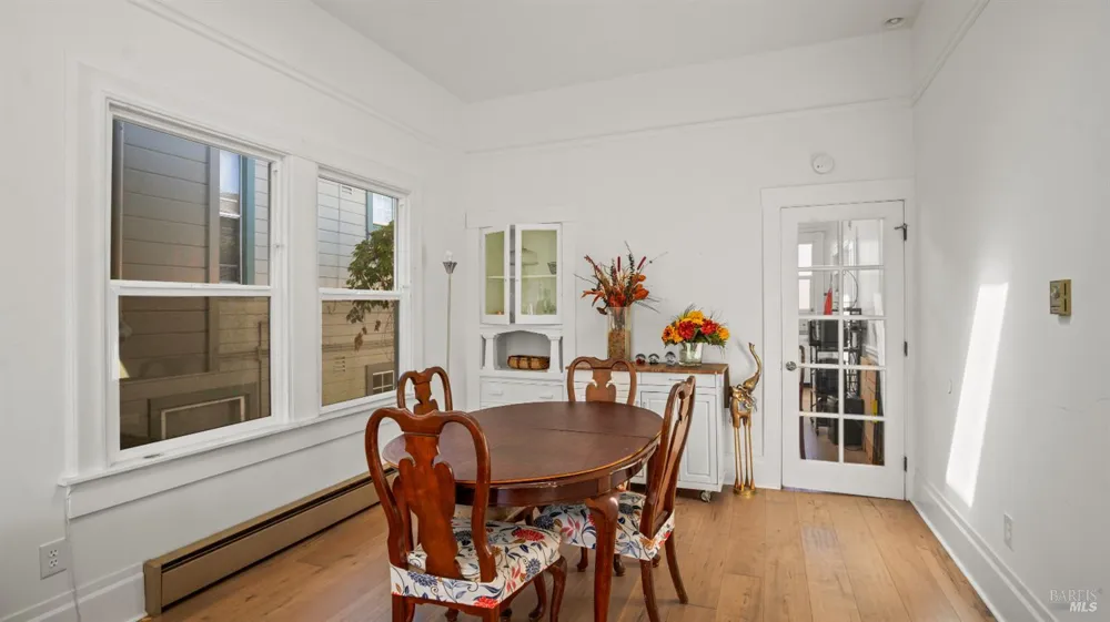 1160 Powell Street Oakland, CA 94608