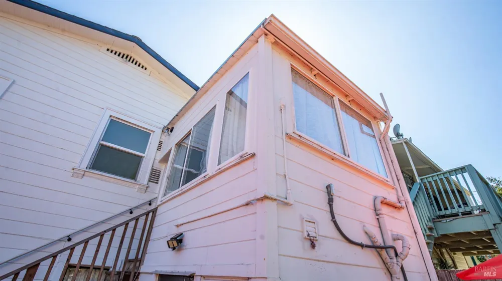 1160 Powell Street Oakland, CA 94608