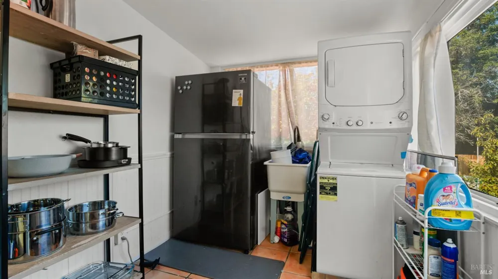 1160 Powell Street Oakland, CA 94608