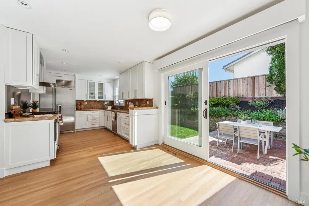 58 Maple Hill Drive San Rafael, CA 94903