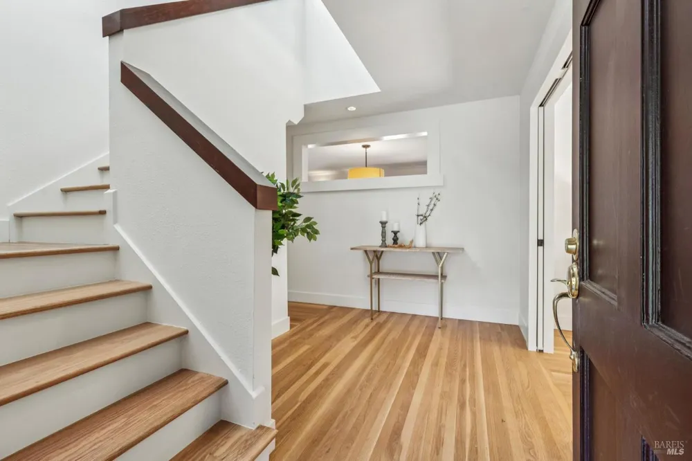 58 Maple Hill Drive San Rafael, CA 94903