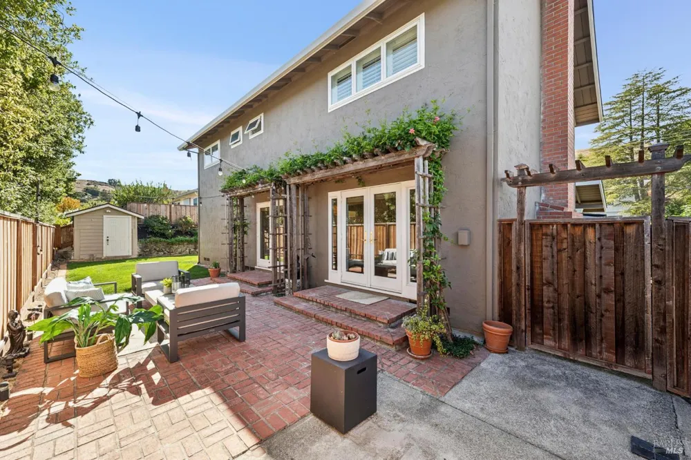58 Maple Hill Drive San Rafael, CA 94903