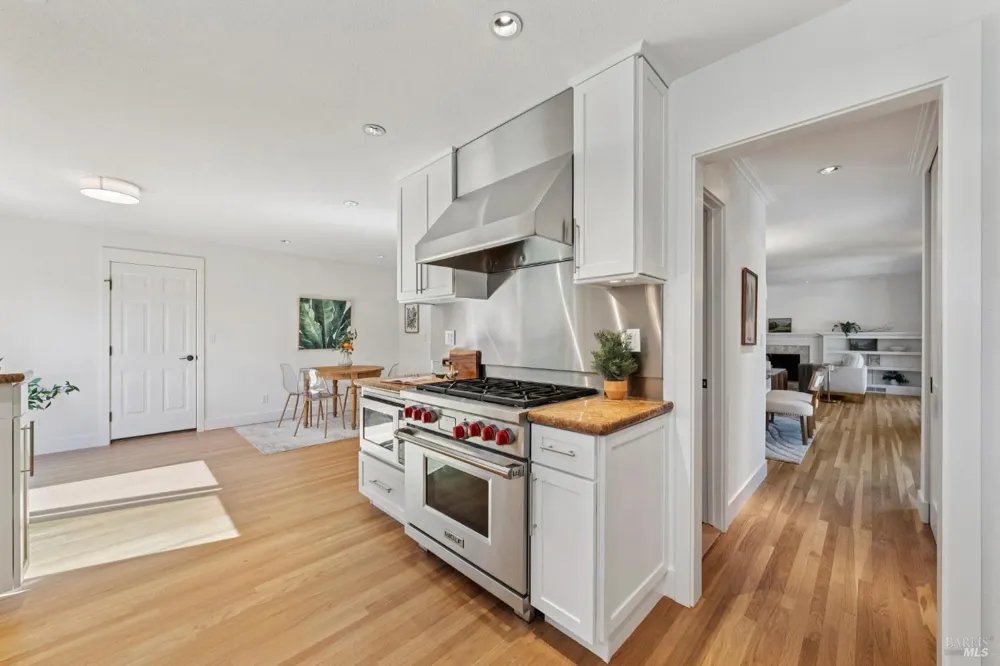58 Maple Hill Drive San Rafael, CA 94903