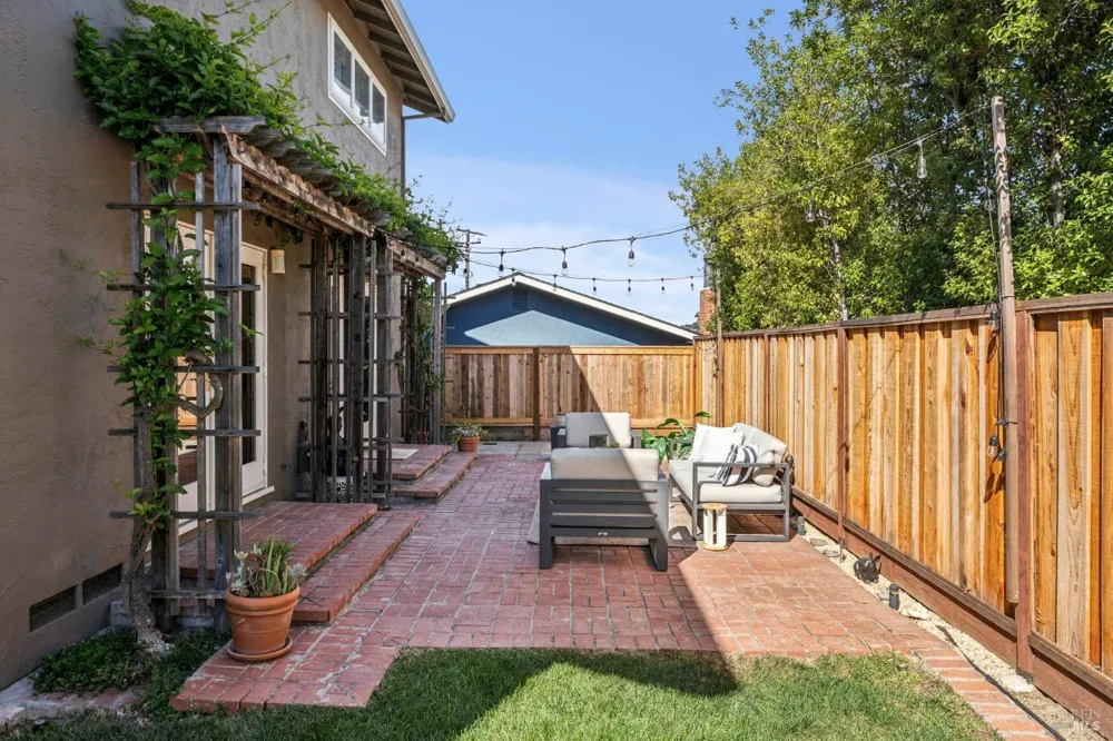 58 Maple Hill Drive San Rafael, CA 94903