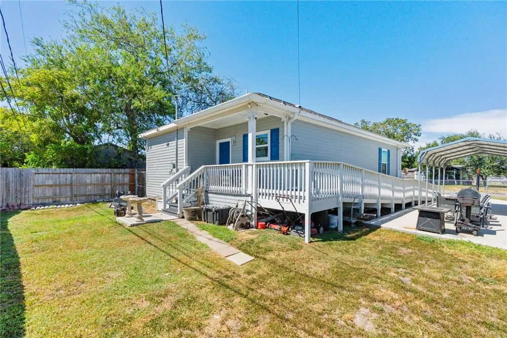 2041 Yale Street Corpus Christi, TX 78416