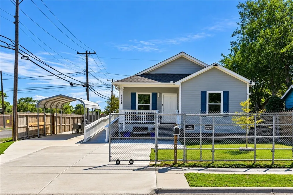 2041 Yale Street Corpus Christi, TX 78416