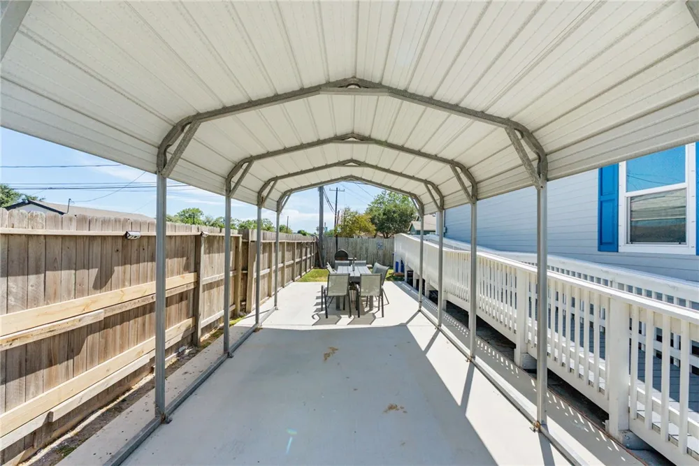 2041 Yale Street Corpus Christi, TX 78416