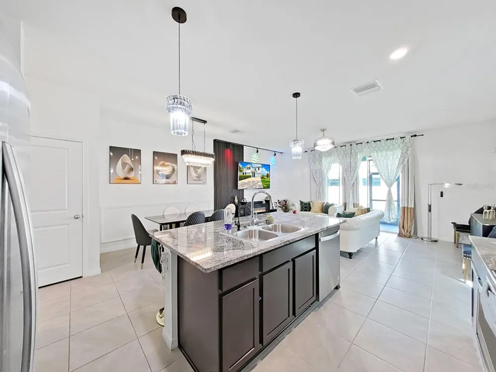 3556 WHITE DANDELION COURT Plant City, FL 33565