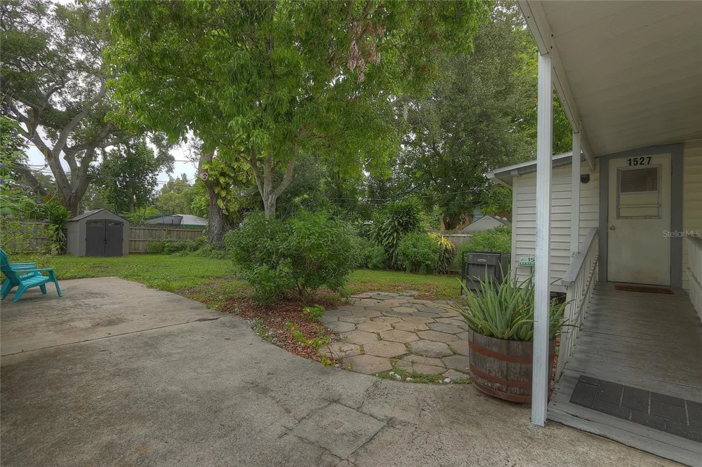 1527 13TH STREET S St Petersburg, FL 33705