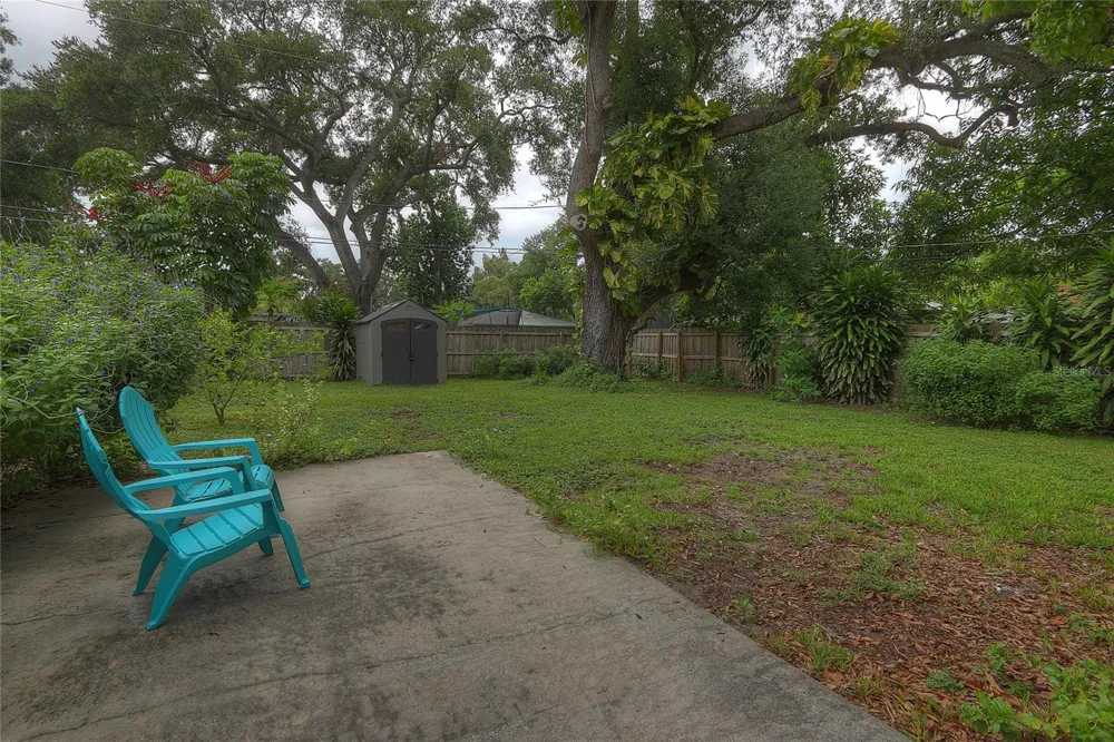 1527 13TH STREET S St Petersburg, FL 33705