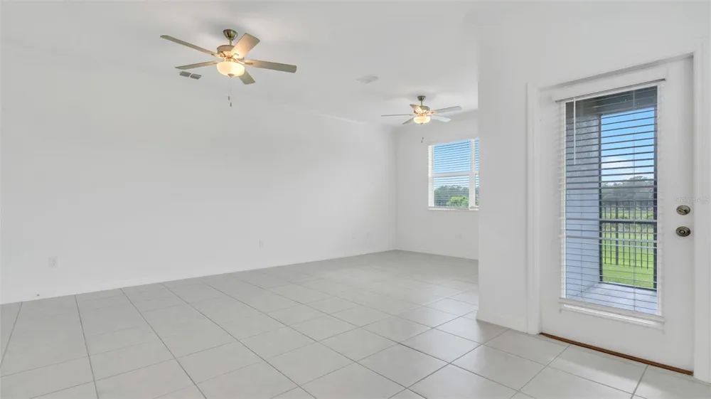 7002 RIPPLE POND LOOP Zephyrhills, FL 33541