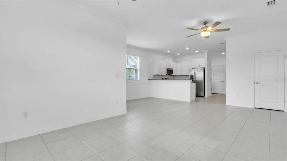 7002 RIPPLE POND LOOP Zephyrhills, FL 33541