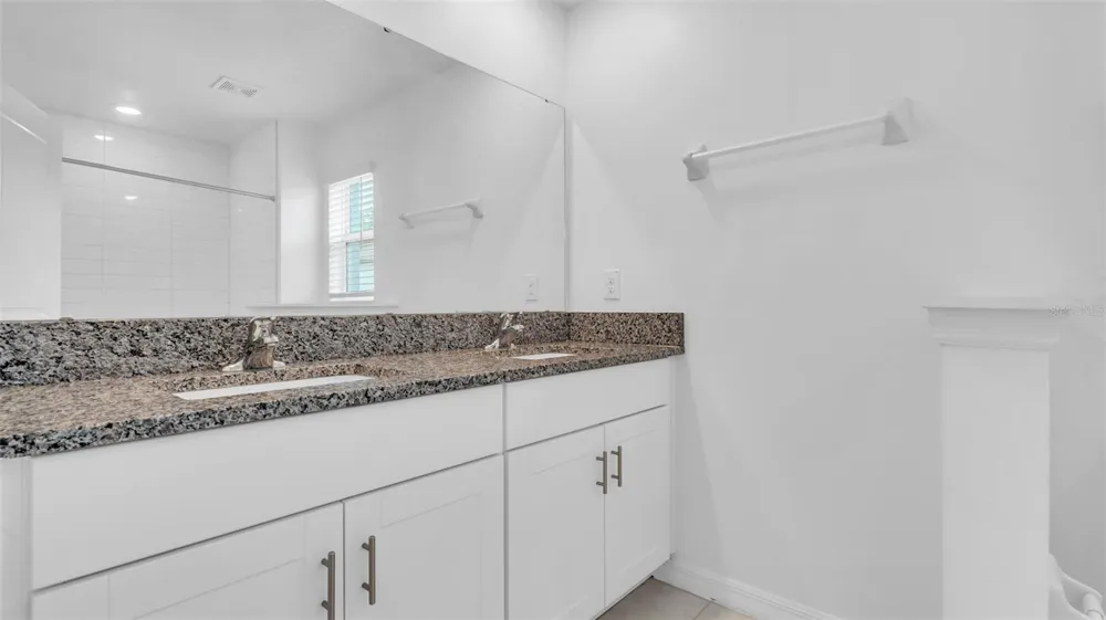 7002 RIPPLE POND LOOP Zephyrhills, FL 33541