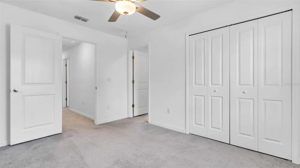 7002 RIPPLE POND LOOP Zephyrhills, FL 33541