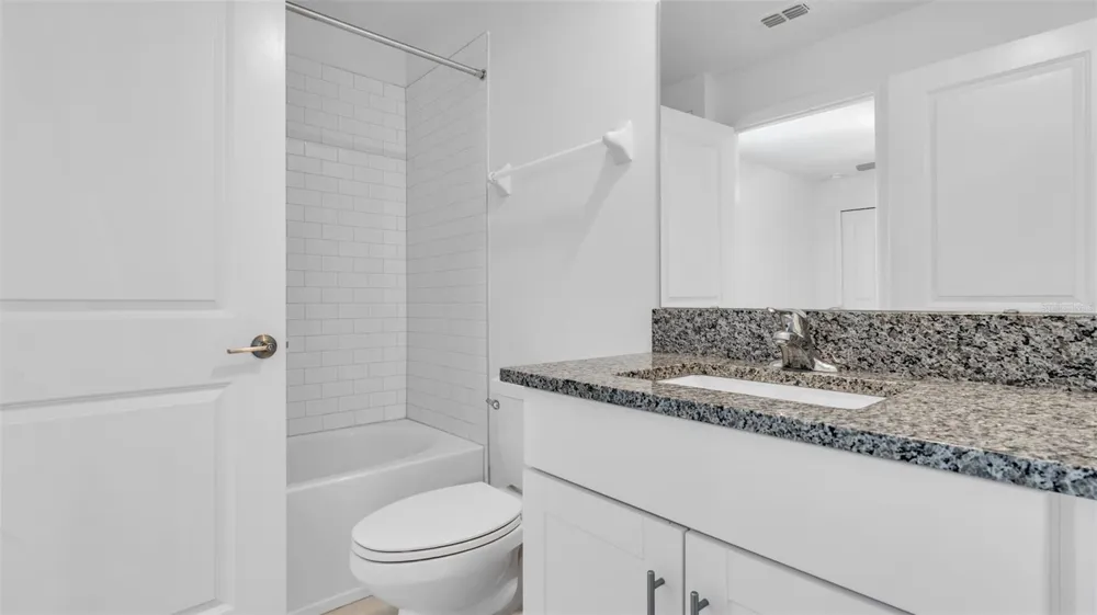 7002 RIPPLE POND LOOP Zephyrhills, FL 33541