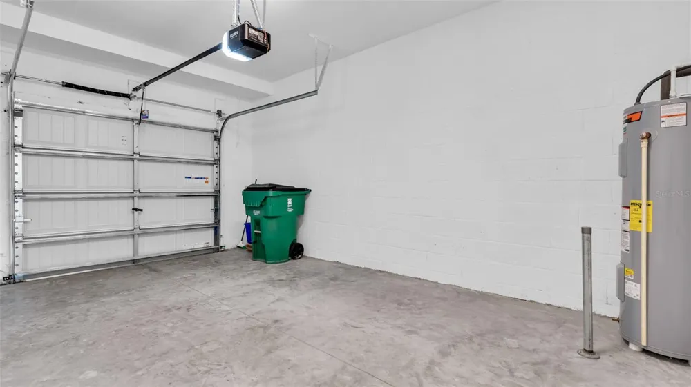 7002 RIPPLE POND LOOP Zephyrhills, FL 33541