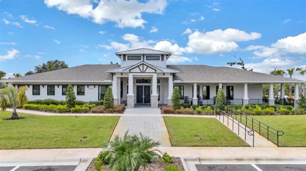 7002 RIPPLE POND LOOP Zephyrhills, FL 33541