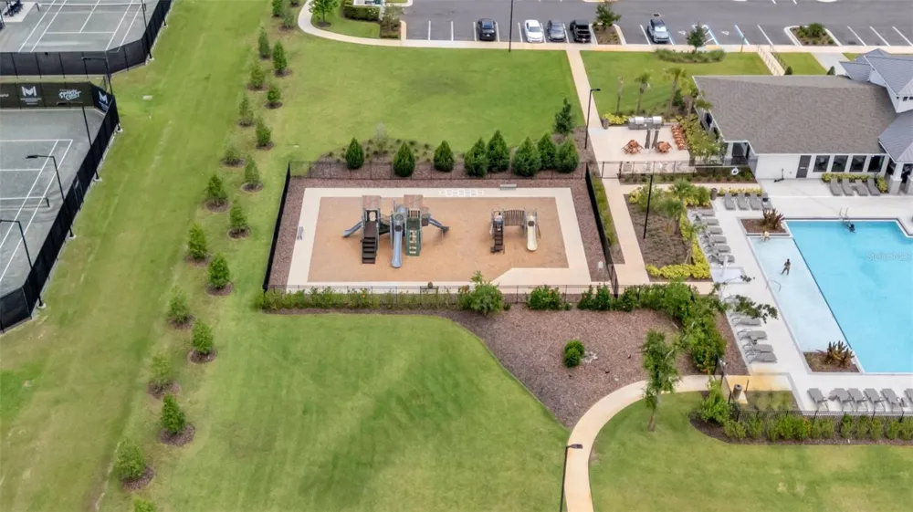 7002 RIPPLE POND LOOP Zephyrhills, FL 33541