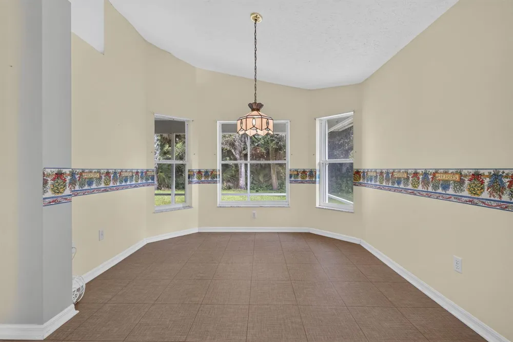 14124 Aguila Avenue Fort Pierce, FL 34951
