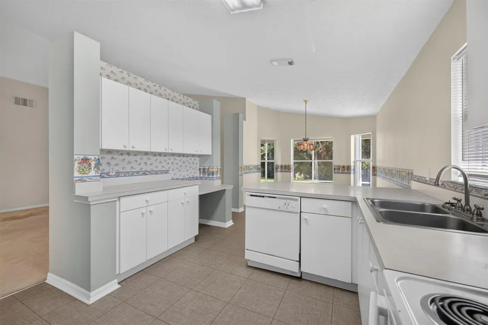 14124 Aguila Avenue Fort Pierce, FL 34951