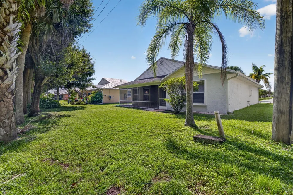 14124 Aguila Avenue Fort Pierce, FL 34951