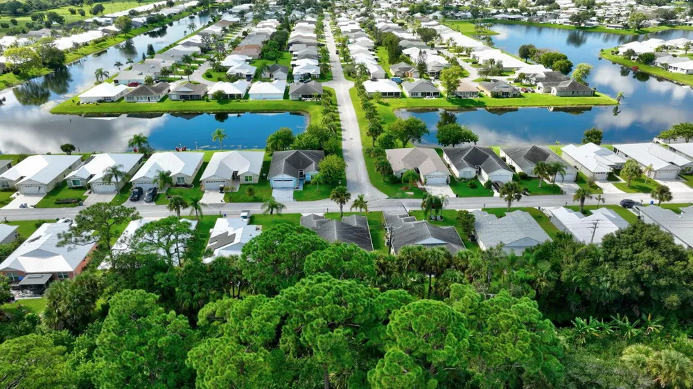 14124 Aguila Avenue Fort Pierce, FL 34951