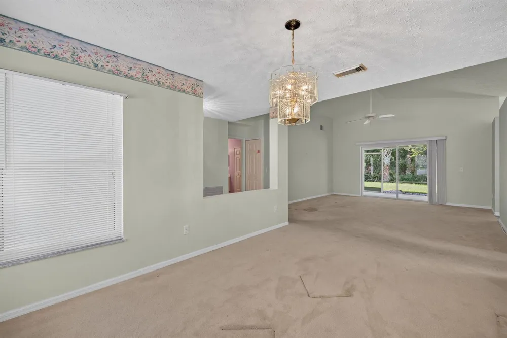 14124 Aguila Avenue Fort Pierce, FL 34951