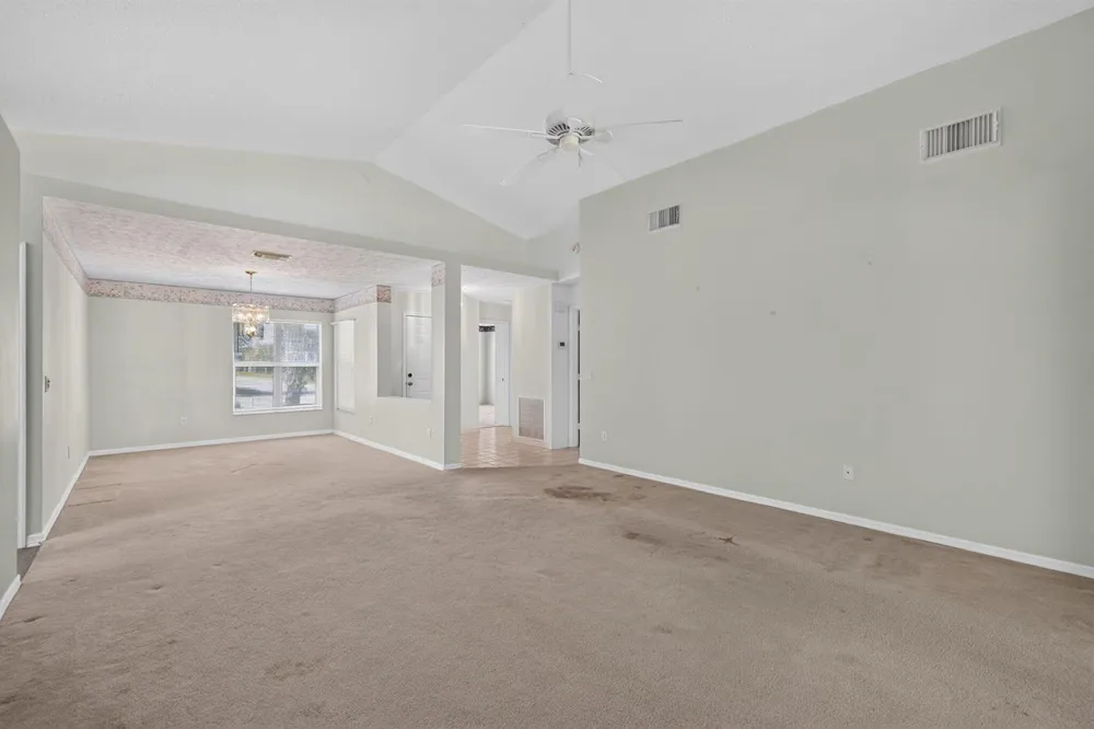 14124 Aguila Avenue Fort Pierce, FL 34951