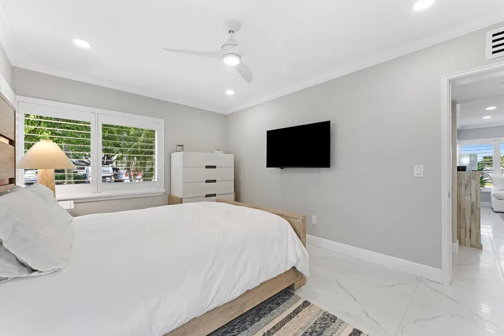 990 CASUARINA ROAD #4 Delray Beach, FL 33483