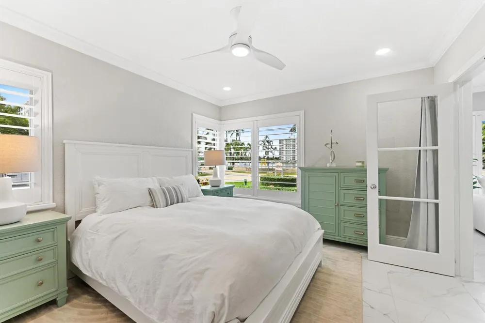 990 CASUARINA ROAD #4 Delray Beach, FL 33483
