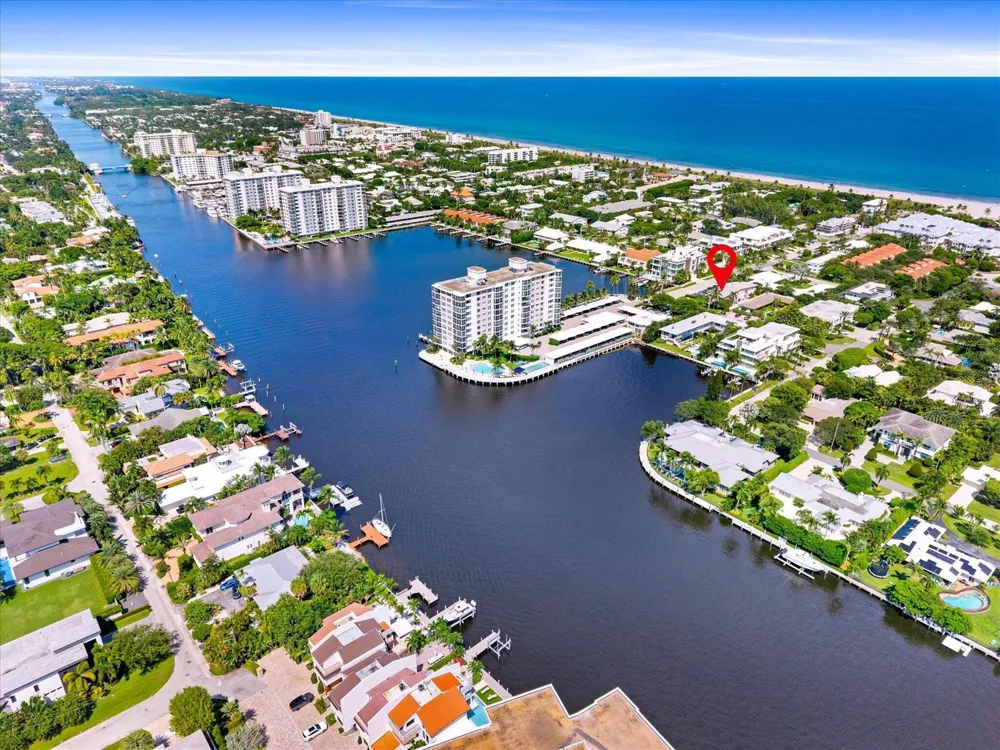 990 CASUARINA ROAD #4 Delray Beach, FL 33483