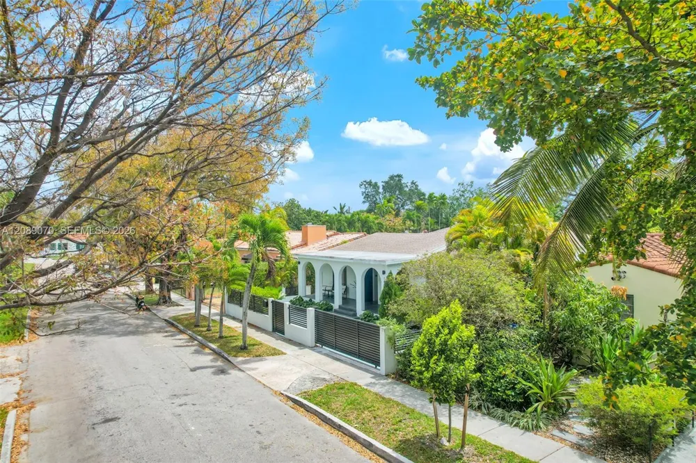 1430 SW 18th St Miami, FL 33145