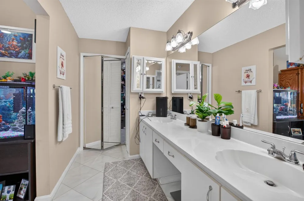 5939 Parkwalk Drive Boynton Beach, FL 33472