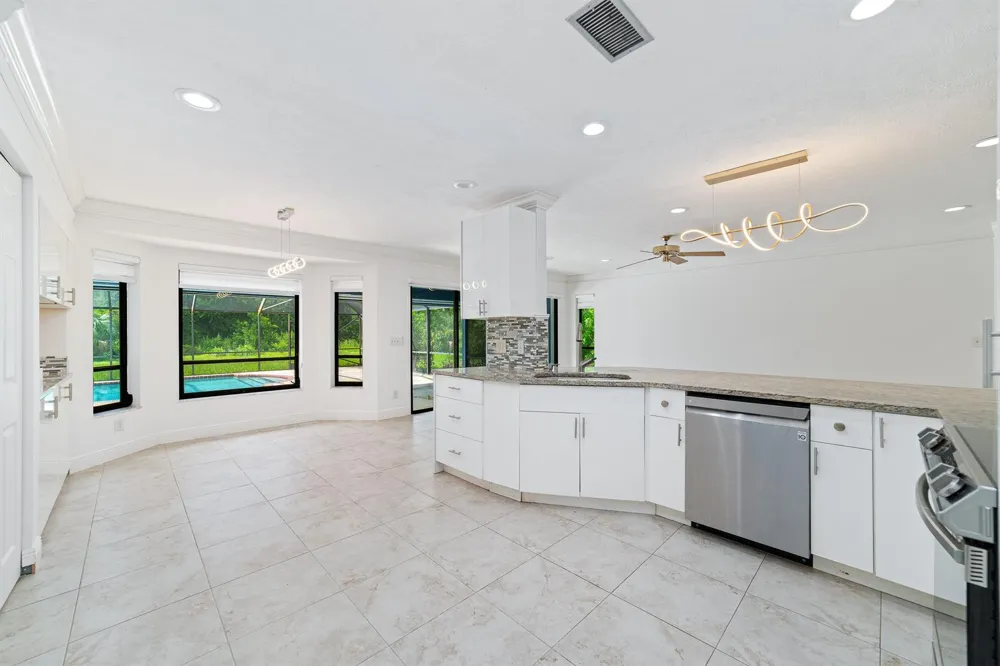 2122 SW Racquet Club Drive Palm City, FL 34990