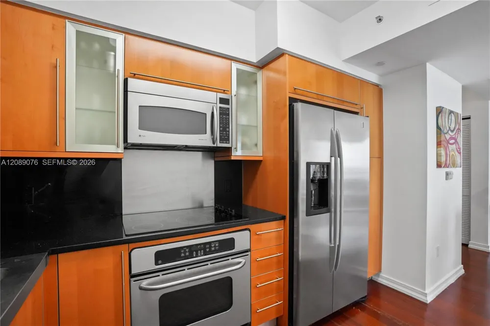 6365 Collins Ave #1705 Miami Beach, FL 33141