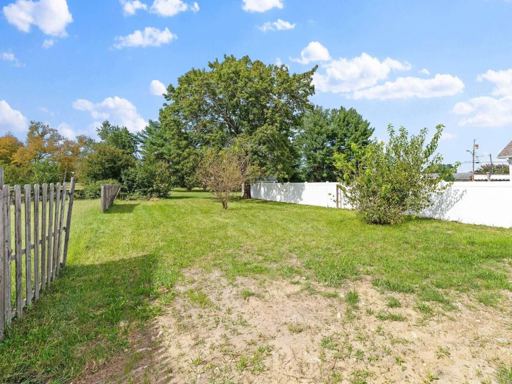 304 W Arbor Ave Buenaugh, NJ 08326