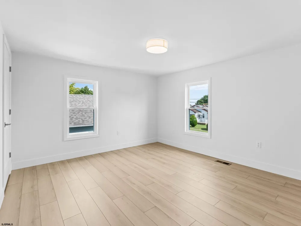304 W Arbor Ave Buenaugh, NJ 08326