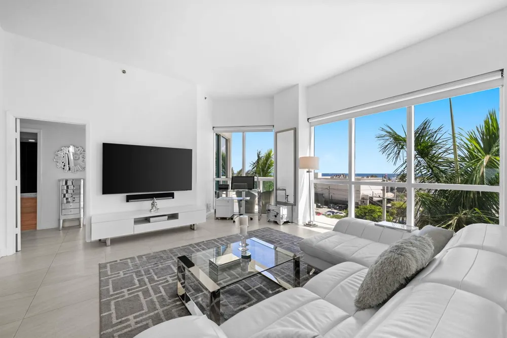 101 S Fort Lauderdale Beach Boulevard #607 Fort Lauderdale, FL 33316