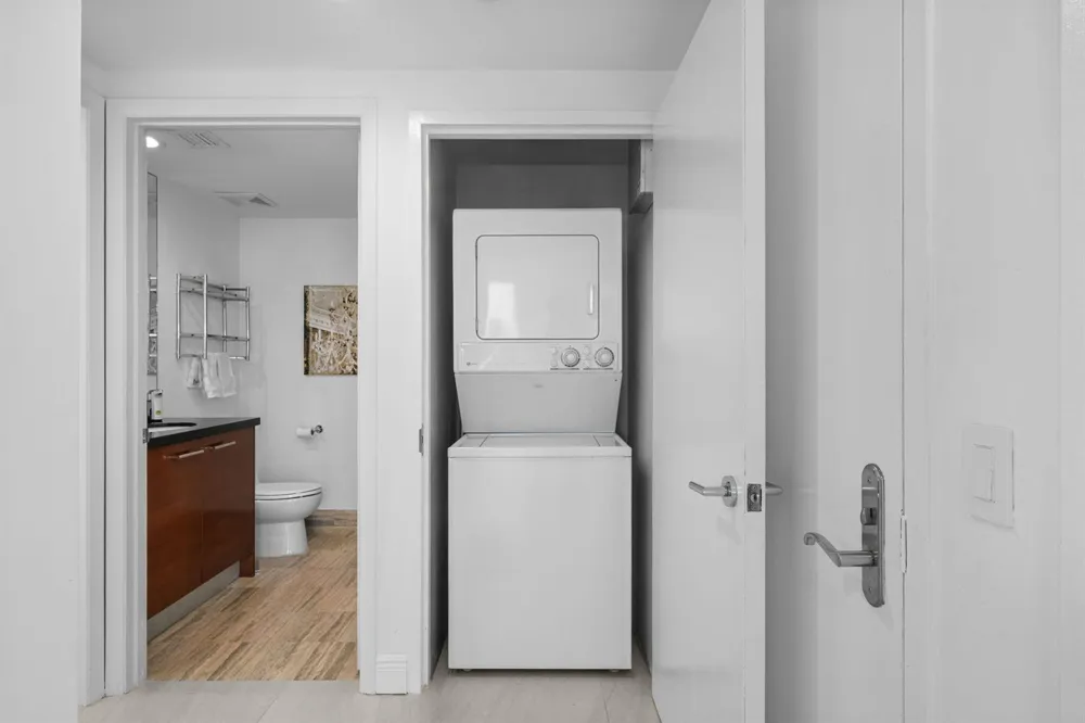 101 S Fort Lauderdale Beach Boulevard #607 Fort Lauderdale, FL 33316