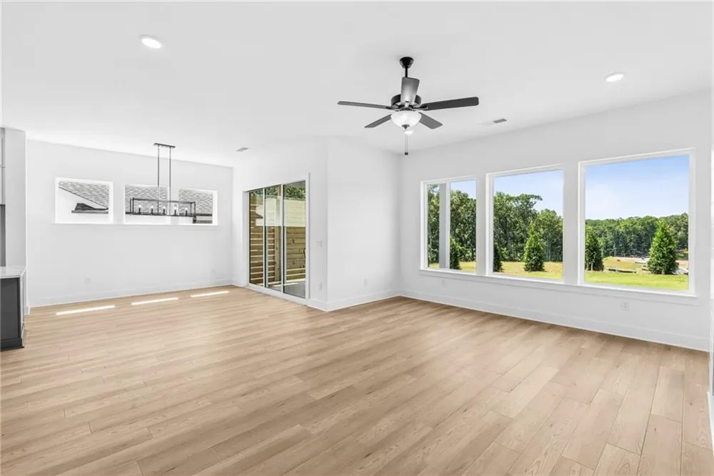 1403 Autumn Lake Drive SW Gainesville, GA 30504